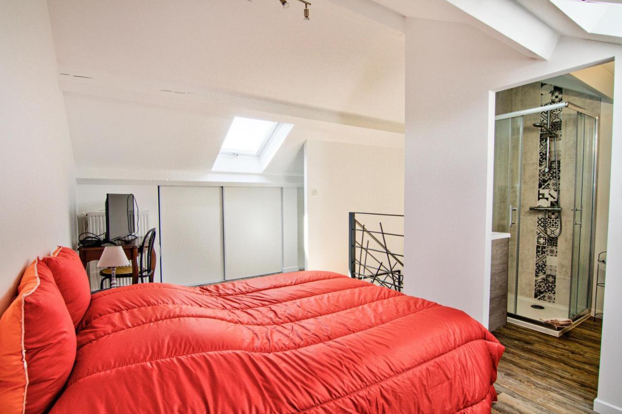 Le Rock Lägenhet Saint-Julien-Chapteuil Exteriör bild